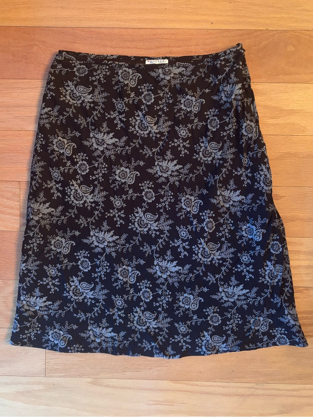 vintage floral cottagecore midi skirt